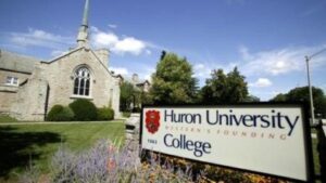 Faculty of Theology International Awards at Huron Western University in Canada 2022